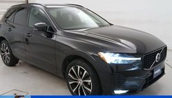 2023 Volvo XC60 B5 Plus Dark Theme