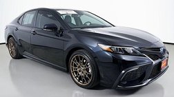 2023 Toyota Camry Hybrid SE Nightshade