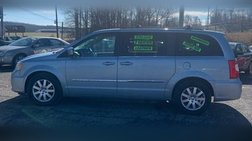 2013 Chrysler Town and Country Touring