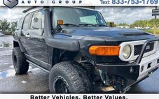 2013 Toyota FJ Cruiser Base