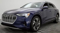 2022 Audi e-tron quattro Premium