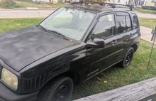 1999 Chevrolet Tracker Base