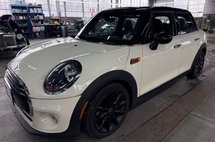 2019 MINI Hardtop Cooper