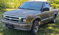 1997 Chevrolet S-10 LS