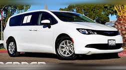 2022 Chrysler Voyager LX