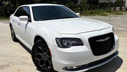 2016 Chrysler 300 S