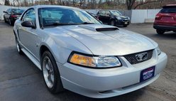 2004 Ford Mustang GT Deluxe
