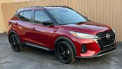 2022 Nissan Kicks SR