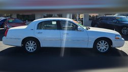 2009 Lincoln Town Car Signature Limited