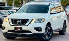 2017 Nissan Pathfinder Platinum