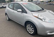2017 Nissan LEAF S