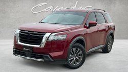 2022 Nissan Pathfinder SV