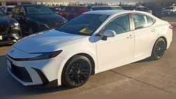 2025 Toyota Camry Hybrid SE