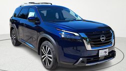 2025 Nissan Pathfinder Platinum