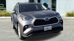 2021 Toyota Highlander LE
