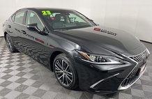 2023 Lexus ES 300h 300h