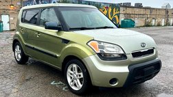2011 Kia Soul +