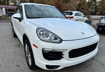 2016 Porsche Cayenne Base