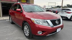 2016 Nissan Pathfinder SV