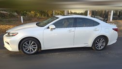 2017 Lexus ES 300h Base