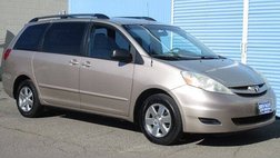 2010 Toyota Sienna LE 8-Passenger