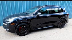 2016 Porsche Cayenne GTS