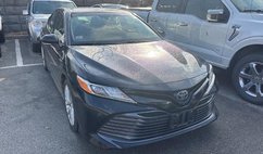 2019 Toyota Camry Hybrid XLE