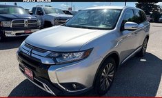 2020 Mitsubishi Outlander SE