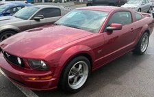 2005 Ford Mustang GT Premium