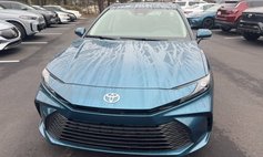 2025 Toyota Camry Hybrid LE