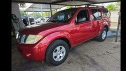 2011 Nissan Pathfinder LE