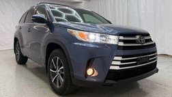 2017 Toyota Highlander SE