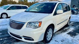 2013 Chrysler Town and Country Touring