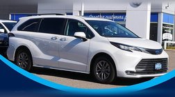 2023 Toyota Sienna XLE
