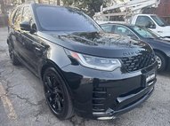2022 Land Rover Discovery P360 S R-Dynamic