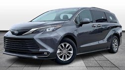 2025 Toyota Sienna XLE 7-Passenger