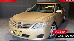 2011 Toyota Camry LE