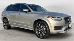 2022 Volvo XC90 T6 Momentum 7-Passenger