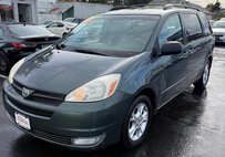 2005 Toyota Sienna XLE