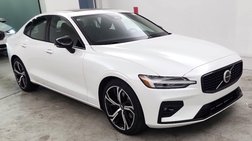 2023 Volvo S60 B5 Core Dark Theme