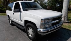 1997 Chevrolet Tahoe 1500 2dr 4WD