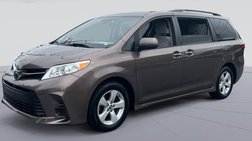 2020 Toyota Sienna LE Auto Access Seat
