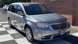 2014 Chrysler Town and Country Touring-L