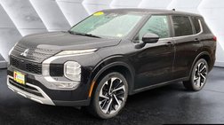 2022 Mitsubishi Outlander SE