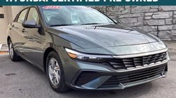 2024 Hyundai Elantra SE