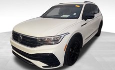 2022 Volkswagen Tiguan SE R-Line Black
