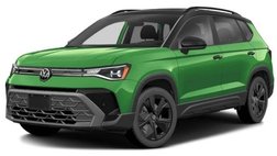 2025 Volkswagen Taos SE Black 4Motion
