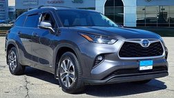 2022 Toyota Highlander Hybrid XLE