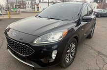 2021 Ford Escape Hybrid Titanium