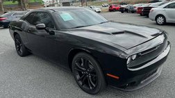 2017 Dodge Challenger SXT Plus